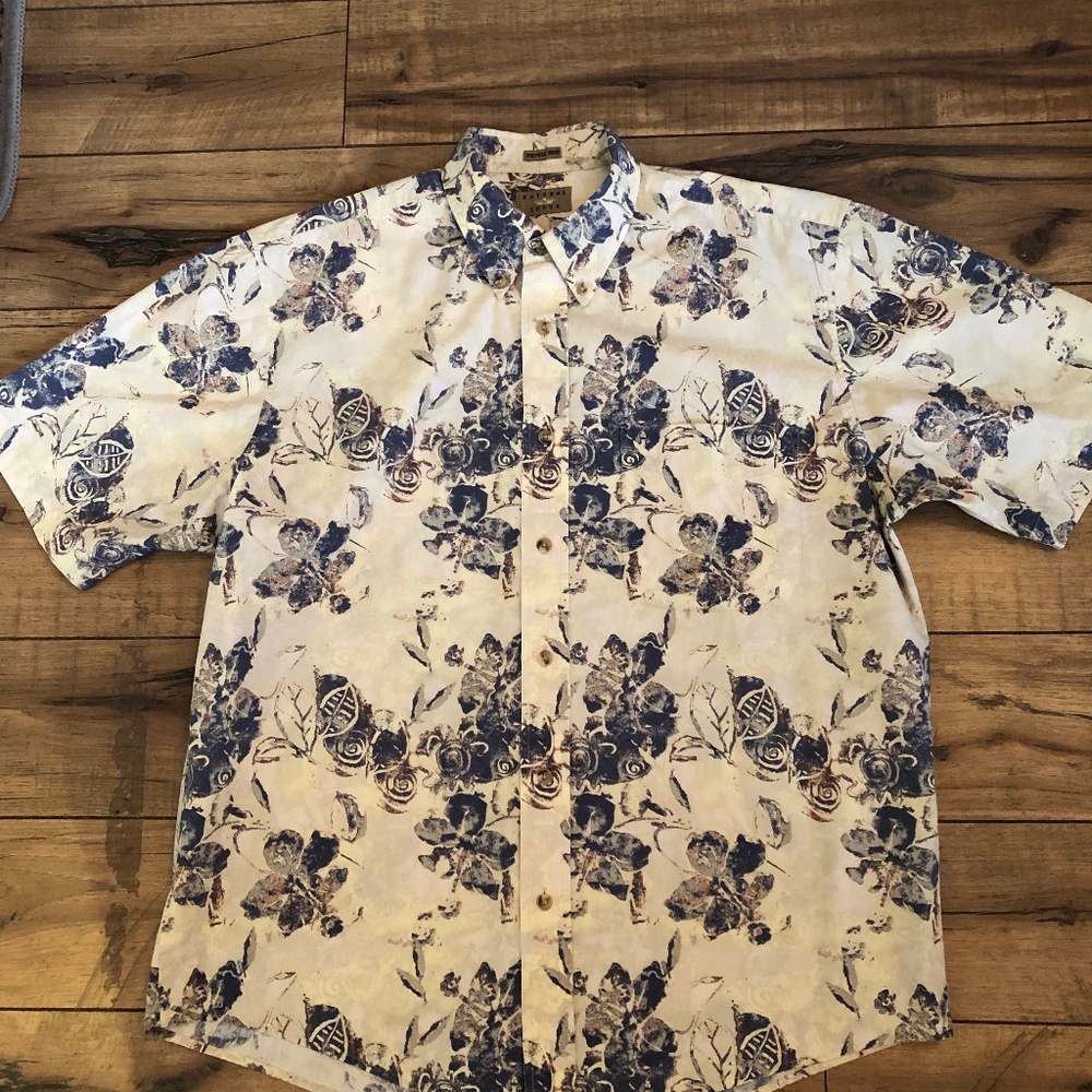 Natural Issue Men’s size XL Hawaiian shirt Wrinkle Free Short Sleeve Button Down